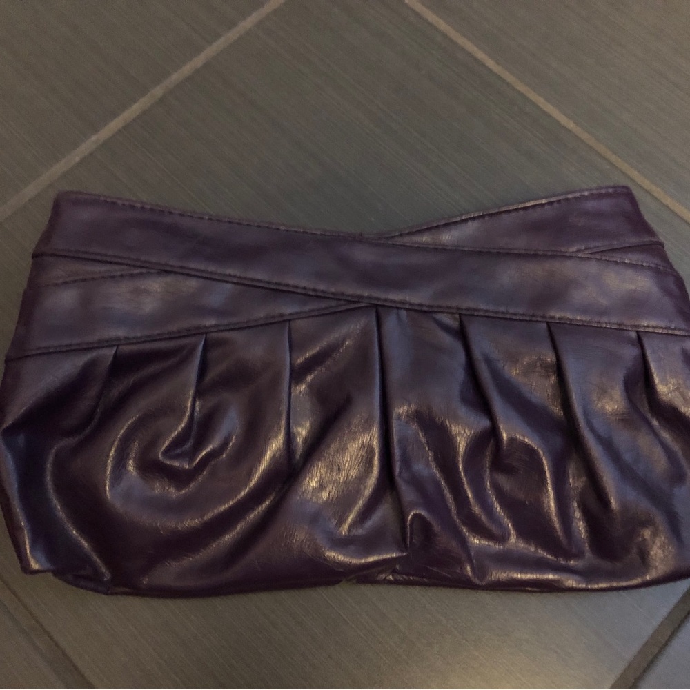 Purple clutch